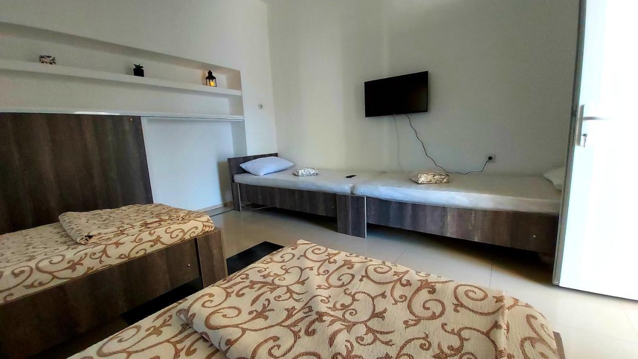 Apartman Mladenovic Apartamento Zaječar Exterior foto